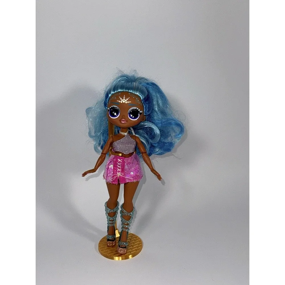 LOL Suprise OMG Queens Splash Beauty 10
